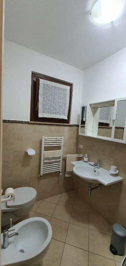 Sweet Home Chiaravalle Bagian luar foto